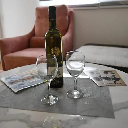 Z&r Sunlight Apartment